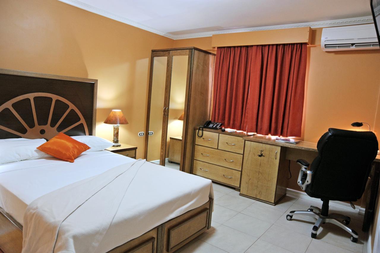 Culture Crossroads Inn Port of Spain Kültér fotó