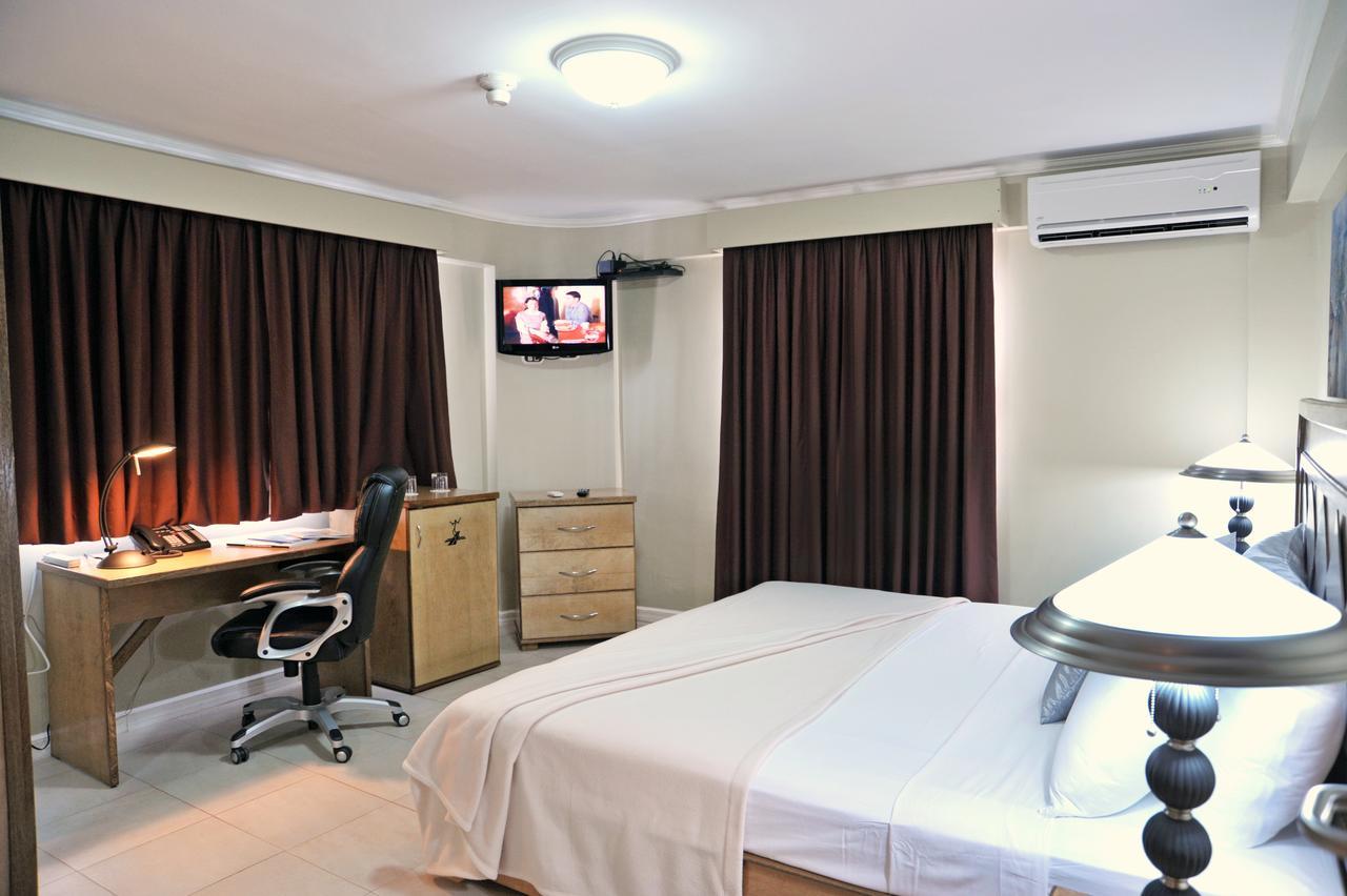 Culture Crossroads Inn Port of Spain Kültér fotó