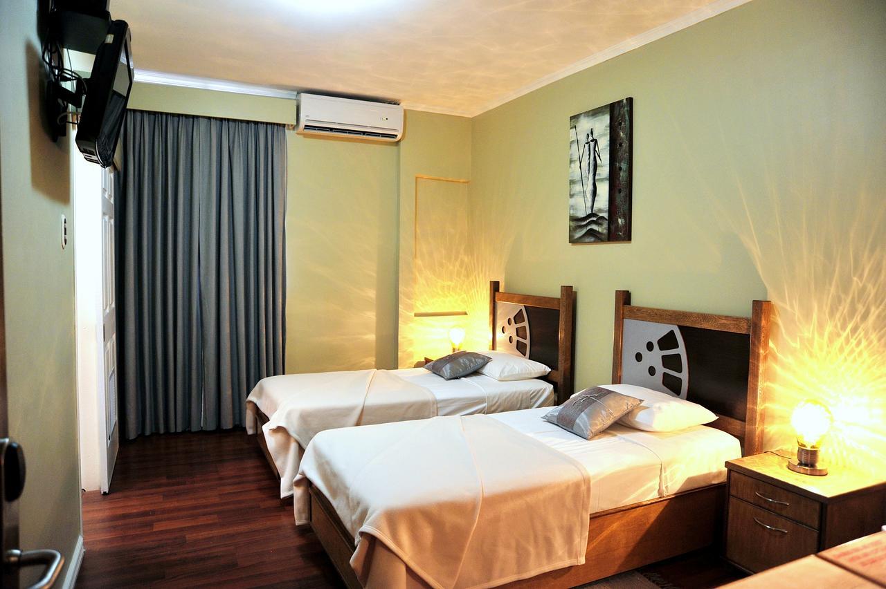 Culture Crossroads Inn Port of Spain Kültér fotó