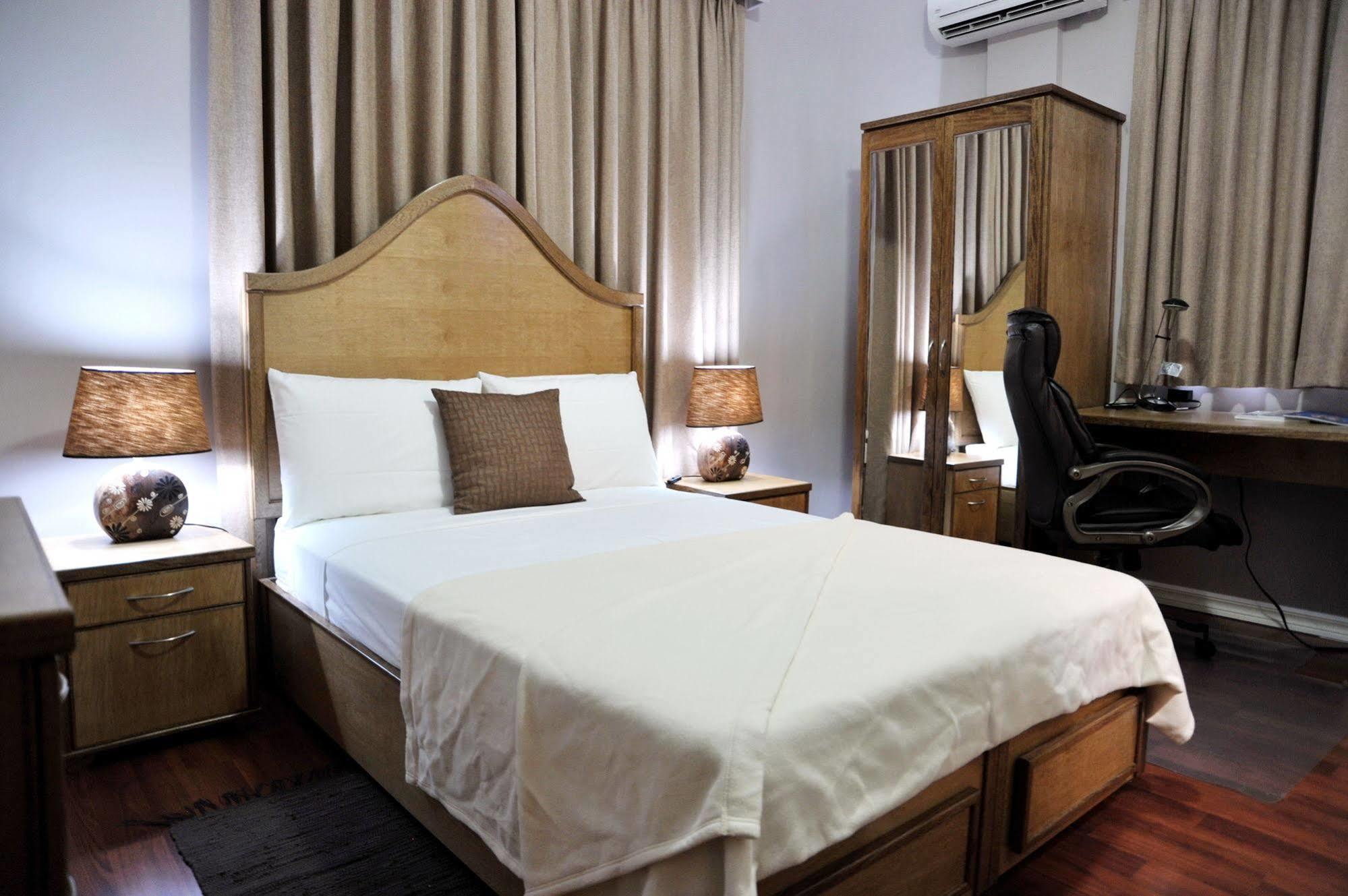 Culture Crossroads Inn Port of Spain Kültér fotó